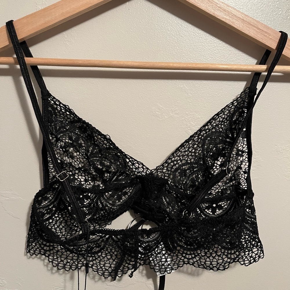 Nasty Gal Lace Up Detail Longline Bralette NWT - Picture 10 of 10